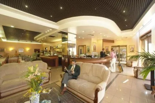 瓦加娜酒店，位于阿雷塞的酒店