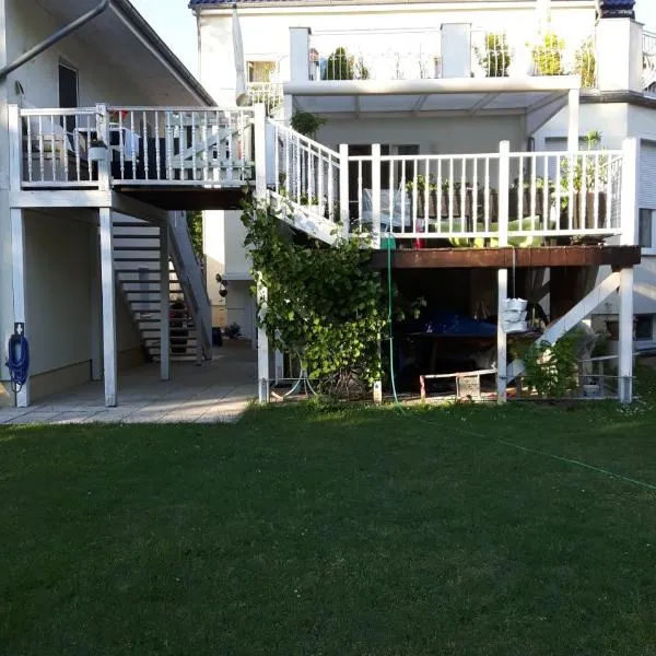 Ferienapartment MOHNBLUME，位于Eichwalde的酒店