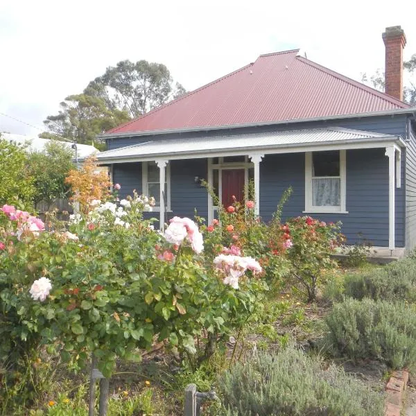 Yarram Cottage: Art and Accommodation，位于Yarram的酒店