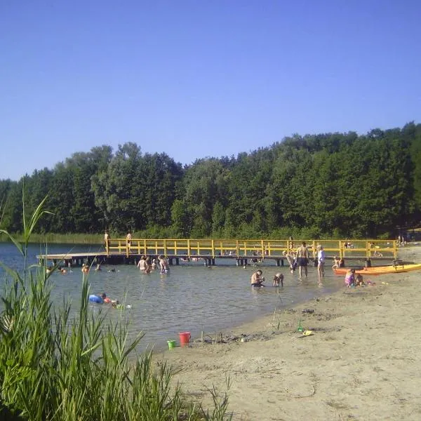 Ferienhaus nahe vom Weissen See，位于Groß Quassow的酒店