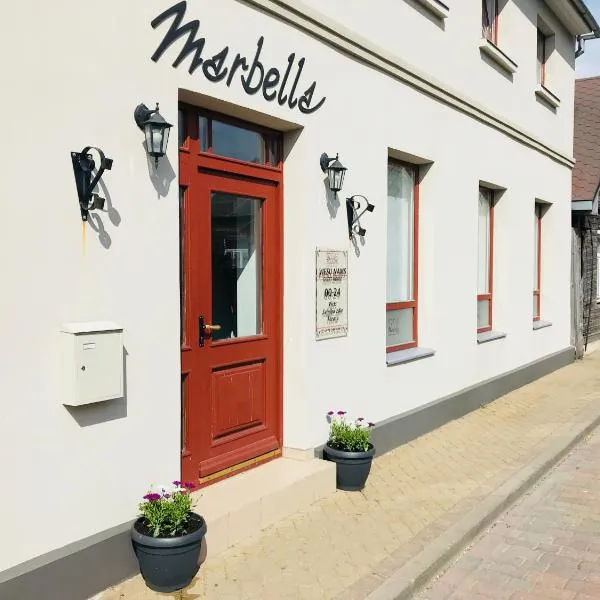 Marbella，位于文茨皮尔斯的酒店