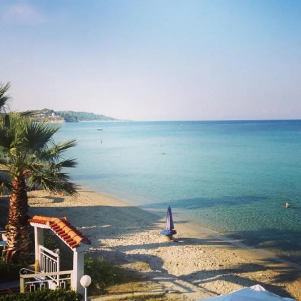 Seafront Maisonette in Fourka，位于弗尔卡的酒店