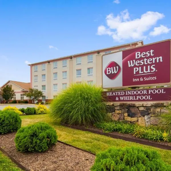 Best Western Plus Crossroads Inn & Suites，位于Zion Crossroads的酒店