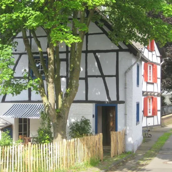 Kallmuth Cottage，位于Roggendorf的酒店