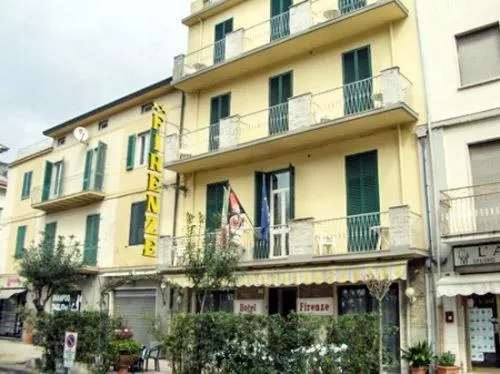佛罗伦萨酒店，位于Massaciuccoli的酒店