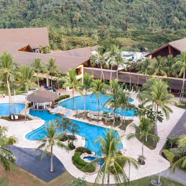 佳蓝汶莱度假村，位于Kampong Karambunai的酒店