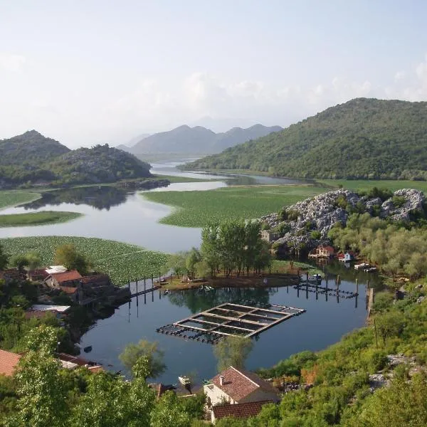 Skadar Lake - Karuč Apartments，位于Karuč的酒店