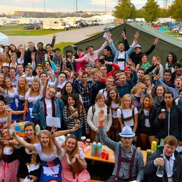 Festanation Oktoberfest Camp #1，位于慕尼黑的酒店
