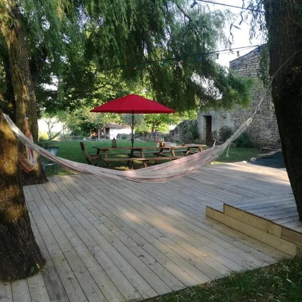 le gite des 3 saules，位于Saint-Savinien的酒店