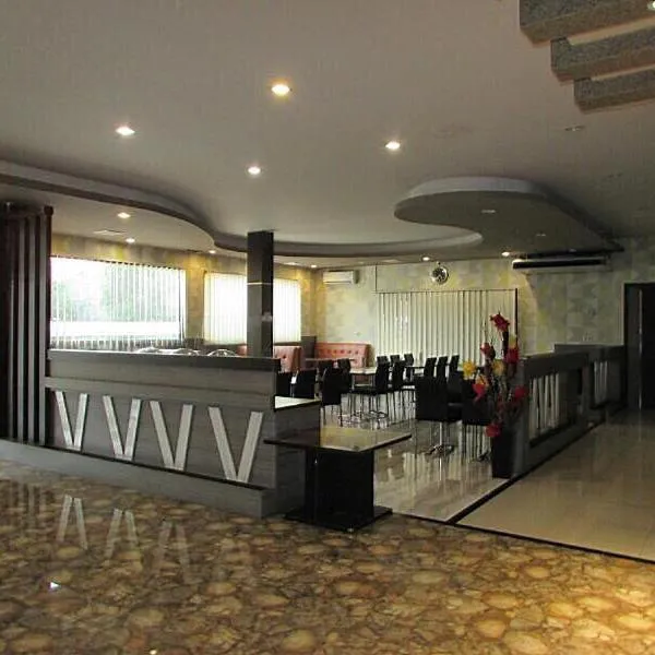 Grand Krakatau Hotel Serang，位于Banjar的酒店