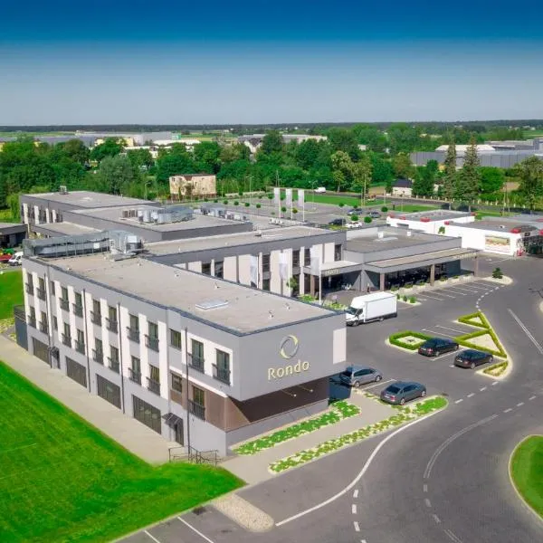 Hotel Rondo，位于Wąbrzeźno的酒店