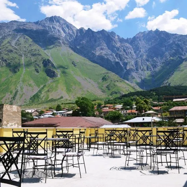 Mount Inn Kazbegi，位于Vardisubani的酒店