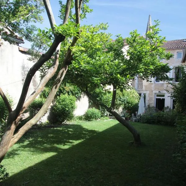 Le Magnolia，位于Vilhonneur的酒店