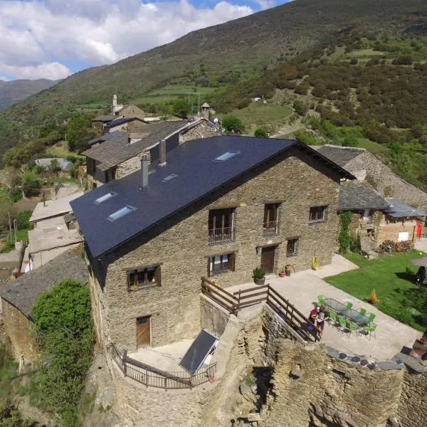 Refugi Casa Canelo，位于Rodes的酒店