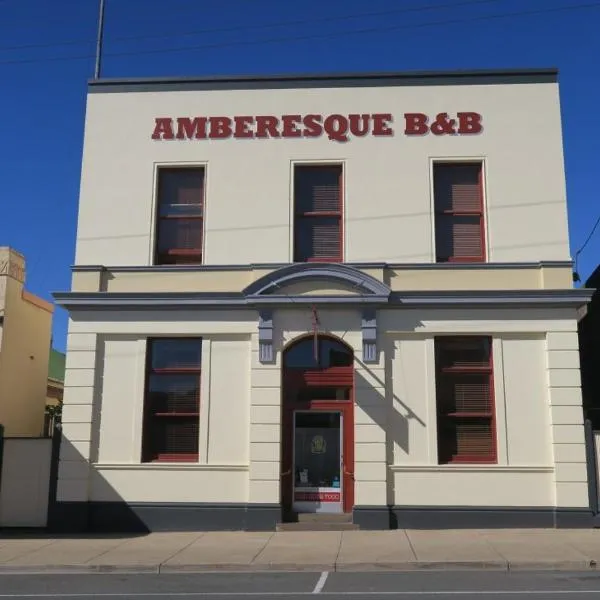 Amberesque B&B，位于Howlong的酒店