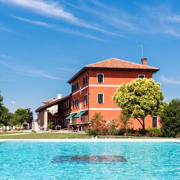 卡西亚蓝旅馆，位于基亚拉诺的酒店