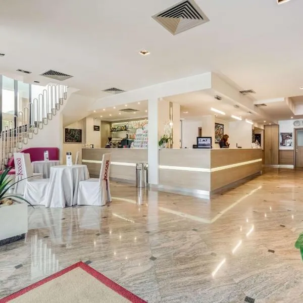 罗卡贝斯特韦斯特酒店，位于卡西诺的酒店