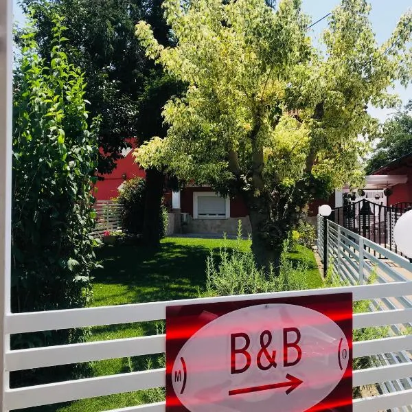 B&B Red Village，位于Brecciarola的酒店