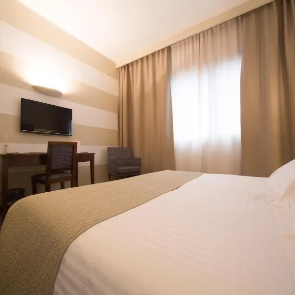 莫泰阿斯科特酒店，位于卡拉泰布里亚恩扎的酒店