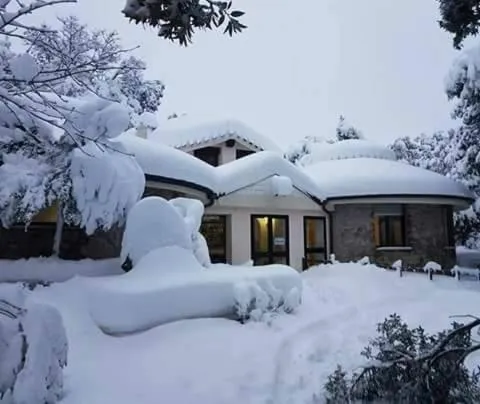 Hotel Bosco Selene，位于Osini的酒店