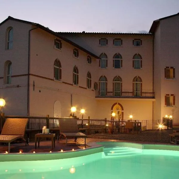 LHP Hotel Certaldo，位于Camporbiano的酒店