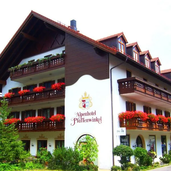 普法芬温克尔阿尔卑斯山酒店，位于Böbing的酒店