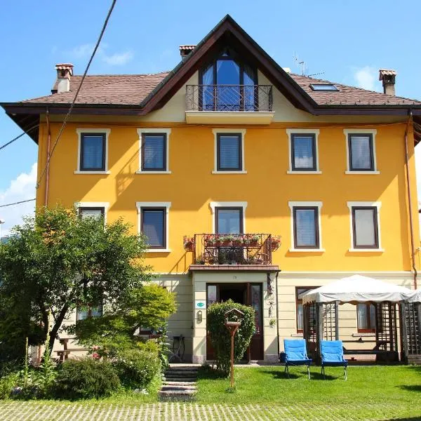 Locanda Aurora B&B，位于阿夏戈的酒店