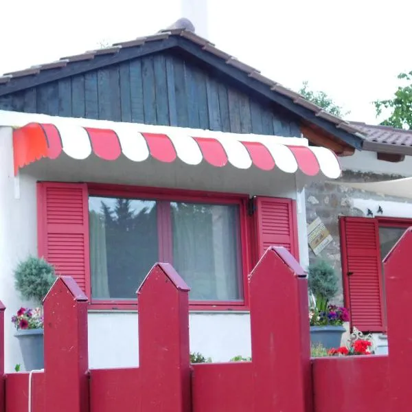 1957 To Rodo kai to Roido，位于卡尔派尼西翁的酒店