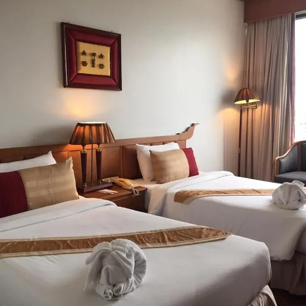 莱丝翁酒店，位于乌汶的酒店
