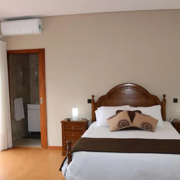 阿罗哈蒙托科雷亚酒店，位于特拉什杜博鲁的酒店