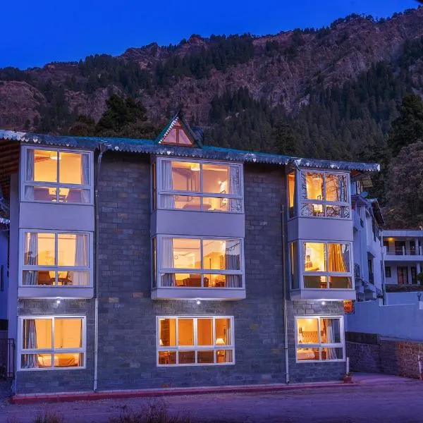 The Pinewood, Nainital by Leisure Hotels，位于Nainital的酒店