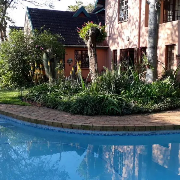 Mtunzini BnB，位于姆通济尼的酒店