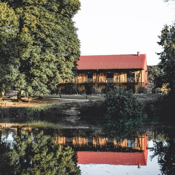 Le Barn，位于Bonnelles的酒店