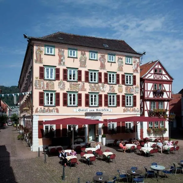 Hotel Karpfen，位于Neckarhausen的酒店