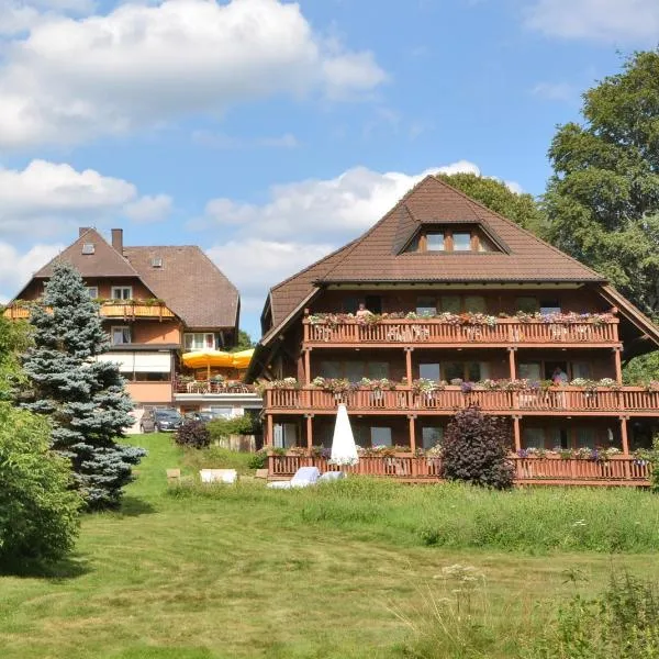 IMbery Hotel & Restaurant Hinterzarten，位于Menzenschwand-Hinterdorf的酒店