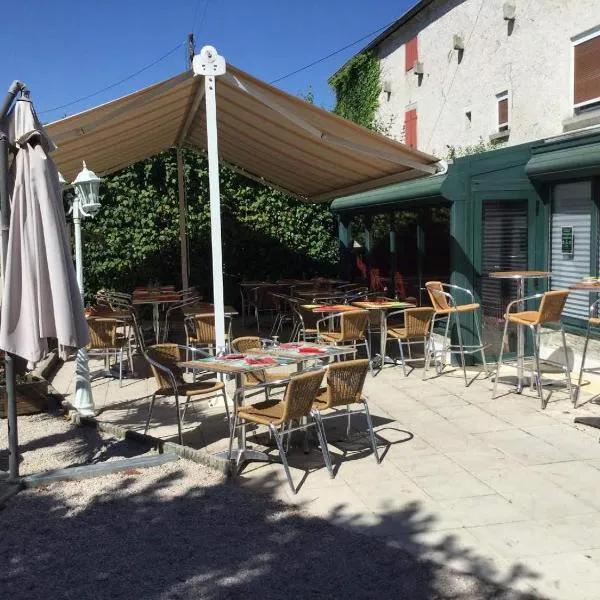 德拉伯德多迈恩酒店，位于Damparis的酒店