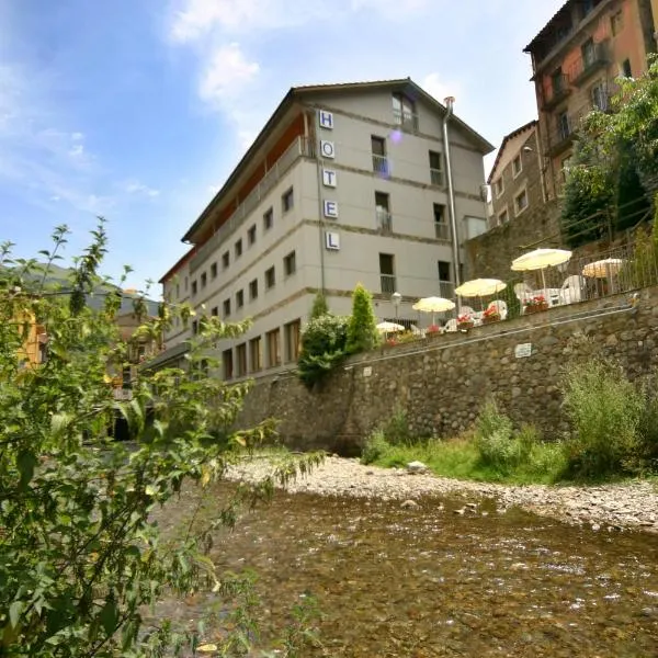 圣安东尼酒店，位于Nevà的酒店