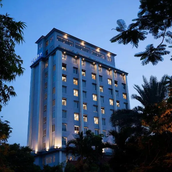 BATIQA Hotel Darmo - Surabaya，位于Sedati的酒店