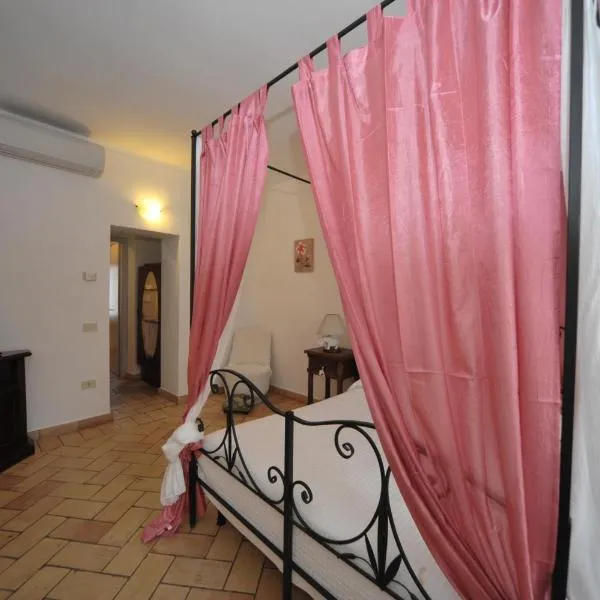 Romantica Pucci，位于巴尼奥雷焦的酒店