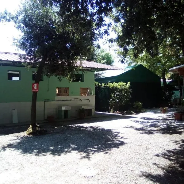 Camping Verde，位于马里纳迪马萨的酒店