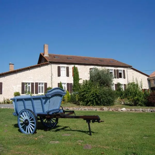 Le Logis des Quatre Puits，位于Saint-Palais-de-Négrignac的酒店