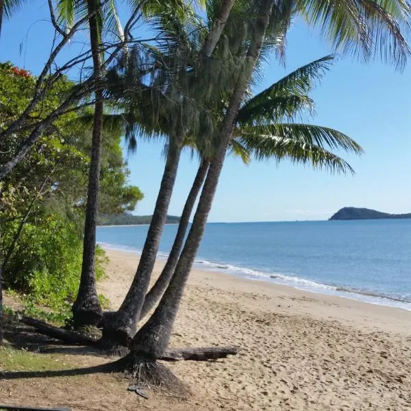Cairns Northern Beaches Holiday Retreat，位于克利夫顿海滩的酒店