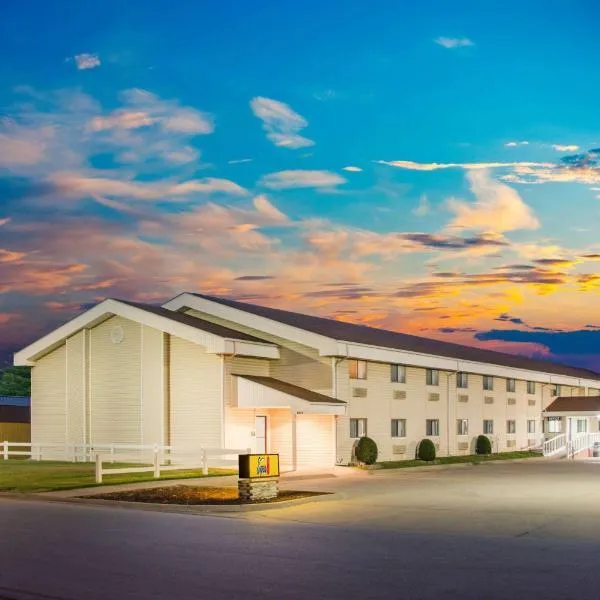 速8内华达酒店，位于Nevada的酒店