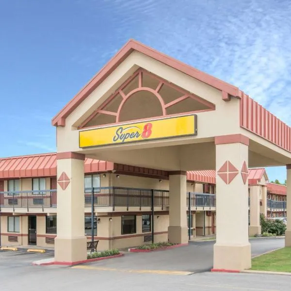 塔尔萨速8汽车旅馆，位于Sand Springs的酒店