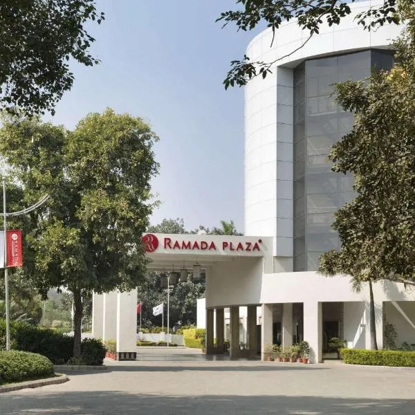 Ramada Plaza by Wyndham JHV Varanasi，位于Kakarmatha的酒店