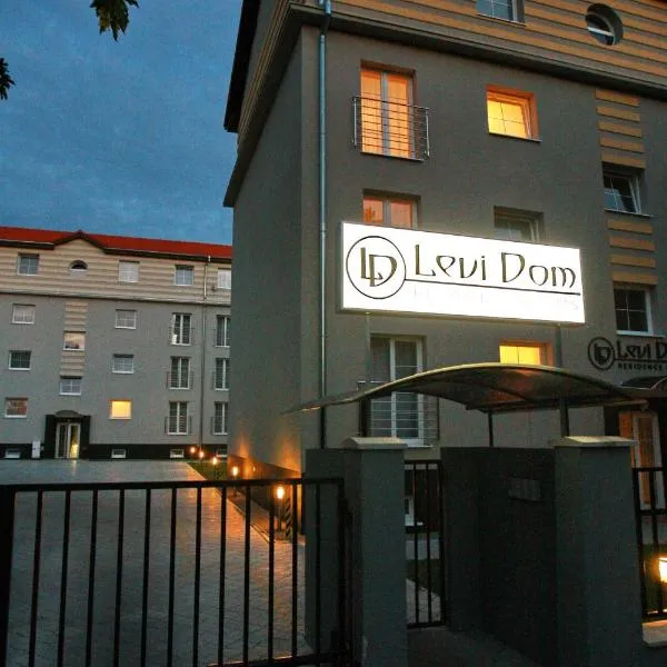Levidom Residence Rooms，位于Želiezovce的酒店