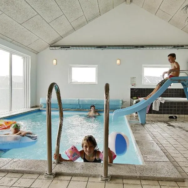 Luksus-poolhus B5，位于哈博尔的酒店