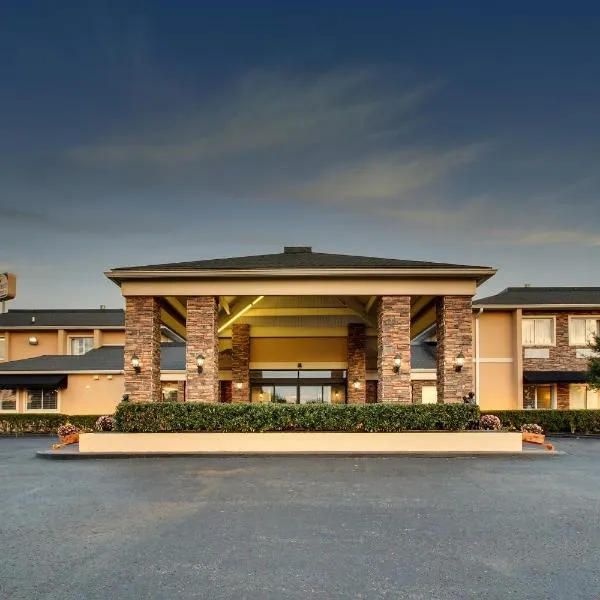 Greenfield Inn & Suites Elizabethtown, KY I65 Exit 94，位于伊丽莎白镇的酒店