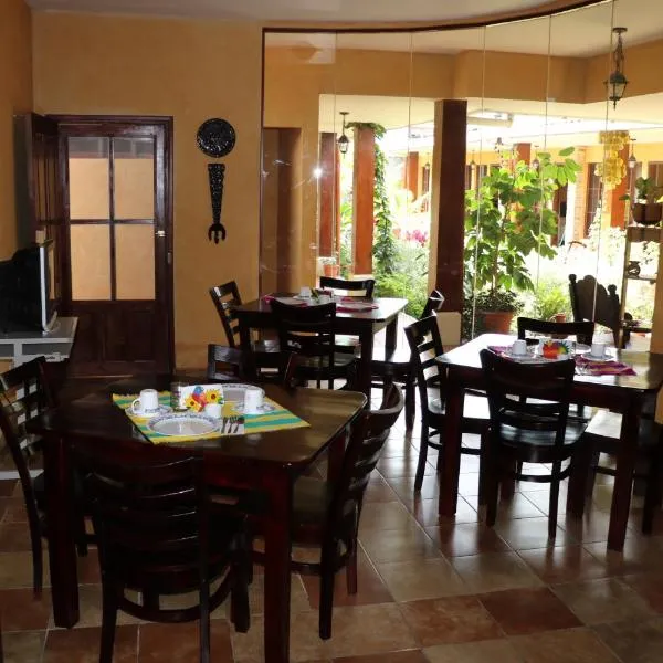 Posada Gema de Copan，位于Laguna de Telguaca的酒店