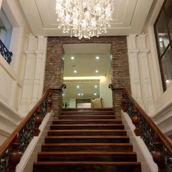 芬南城酒店 ，位于Bantay的酒店